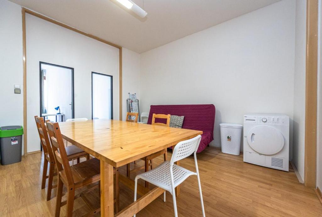 Apartments Stepanska 36 Πράγα Εξωτερικό φωτογραφία